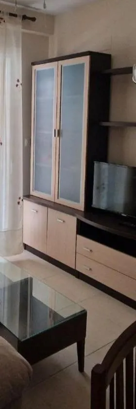 Lovely Beach flat, ground floor, with fast WiFi, AC and Heating，位于贝利雷瓜尔德的酒店