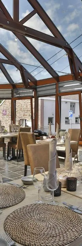 Hotel-Restaurant La Crémaillère，位于雅莱的酒店