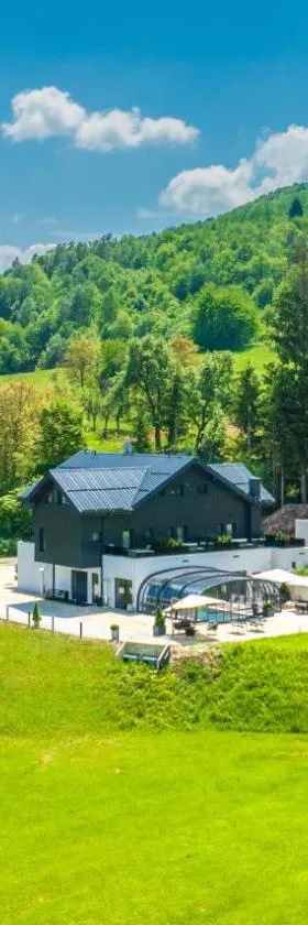 Resort Stribor, Gorski kotar，位于Severin na Kupi的酒店