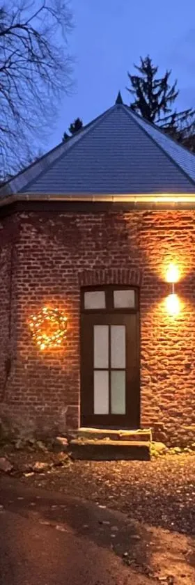 Petit Château，位于欧本的酒店