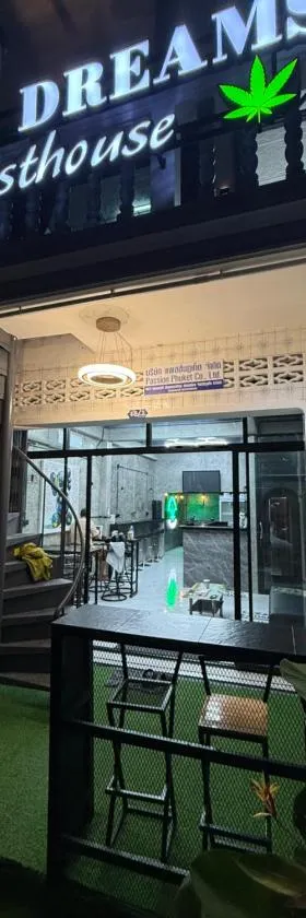 Green Dreams Guesthouse，位于Ban Lo Long的酒店