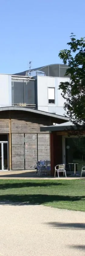 Auberge de Jeunesse HI Grenoble，位于埃希罗莱的酒店