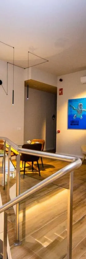 Hotel Sleep Turia music & art，位于利里亚的酒店