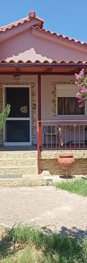 Emis House Krioneri，位于Kryonéri的酒店