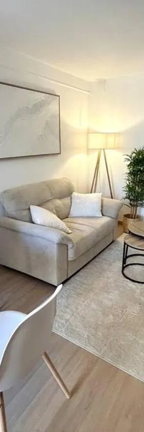 Appartement cosy avec terrasse，位于Ventabren的酒店