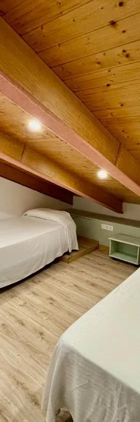 La Buhardilla del Refugio，位于克鲁兹·德·特赫达的酒店