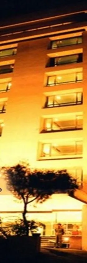 Sarovar Portico Rivera Ahmedabad，位于艾哈迈达巴德的酒店