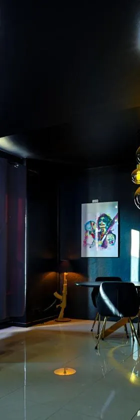 Appartement POP ART - Asterix,CDG,Chantilly,Disney，位于拉沙佩勒的酒店