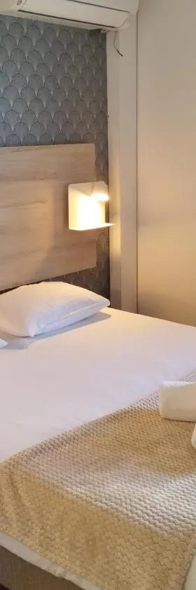 克莱蒙费朗哲泽法斯特酒店，位于热尔扎的酒店