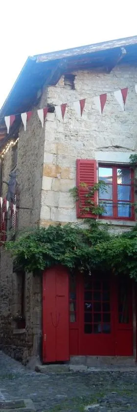 Le logis d'Hestia，位于Billom的酒店