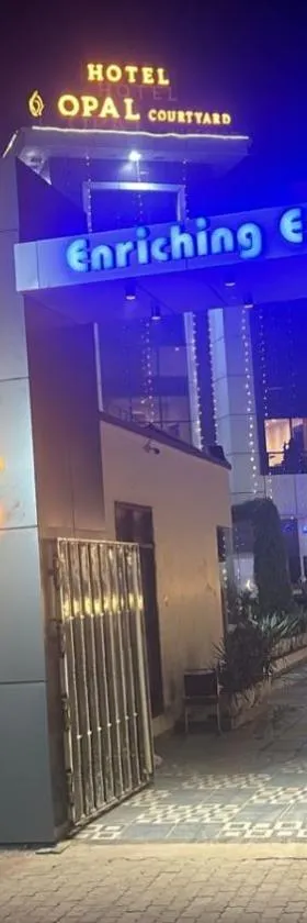 Hotel Opal Courtyard，位于阿格拉的酒店