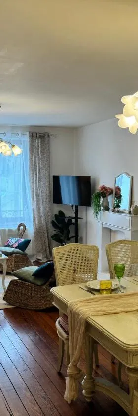 La Marquise duplex 2 chambres avec terrasse privée by BoookingFuté，位于Socourt的酒店