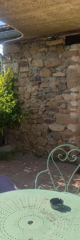 Gîte de Nirvana，位于菲雅克的酒店