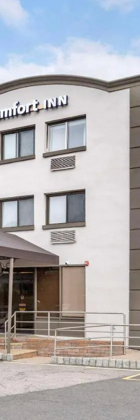 Comfort Inn Edgewater on Hudson River，位于埃奇沃特的酒店