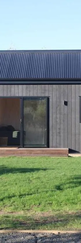 Olive Grove Cabin Waipara，位于Waipara的酒店