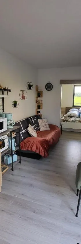NATIBOXflo，位于Saint-Michel-de-Chavaignes的酒店
