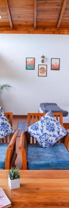 Shivoham Himalayan Resort，位于阿尔莫拉的酒店