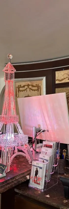 Hotel Grand Paris，位于维勒瑞夫的酒店