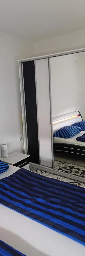 Apartman Ella，位于波斯尼亚克鲁帕的酒店