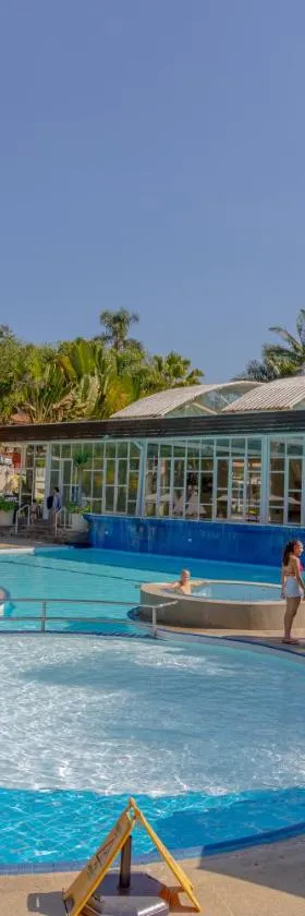 Villagio Embu Resort & Convention，位于恩布的酒店