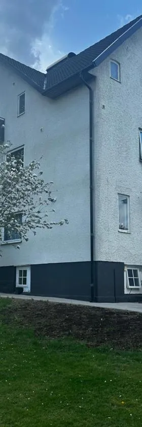 Luxury 2 rooms residence at the heart of Borås，位于布罗斯的酒店