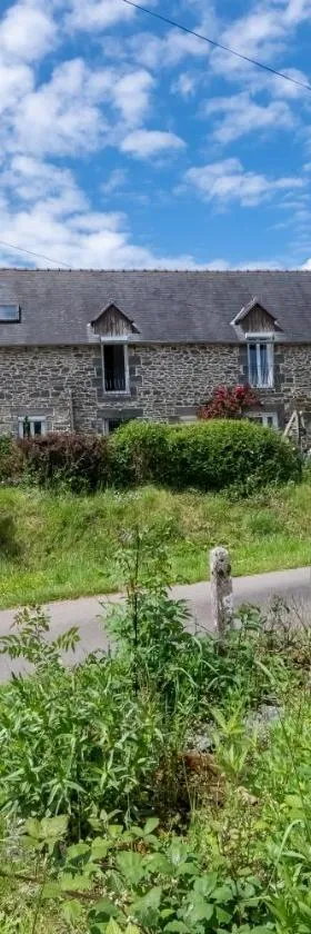 Chambre d'hôte La Haye d'Armor, Western，位于La Tiolais的酒店