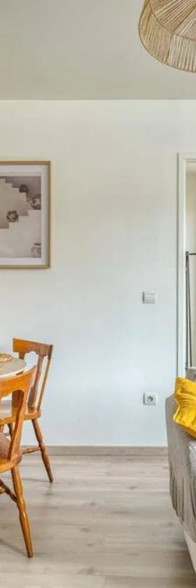 Cosy cocon La Courneuve Stade de France，位于拉库尔讷夫的酒店