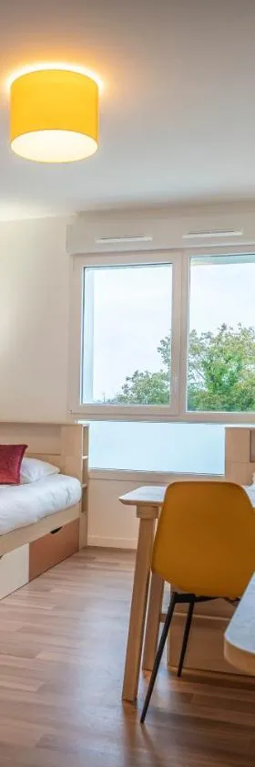 Ekolia hôtel，位于拉库罗讷的酒店