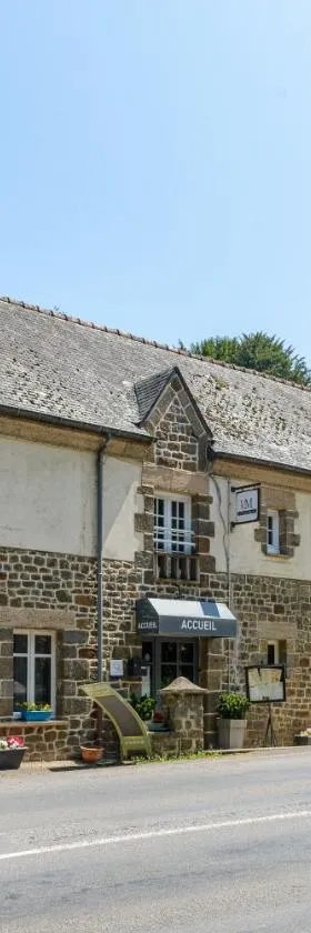 Le Vieux Moulin，位于Hédé的酒店