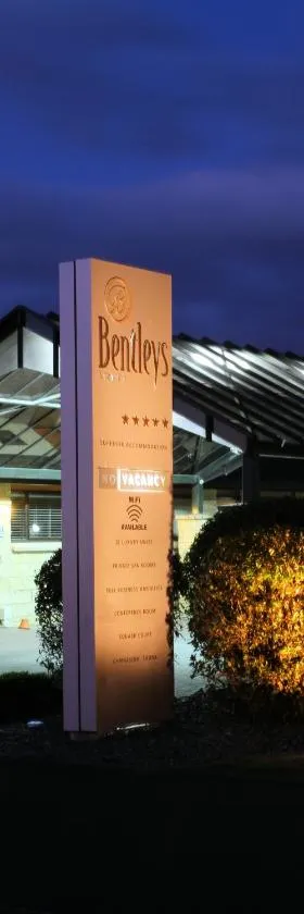 宾利汽车旅馆，位于北帕默斯顿的酒店