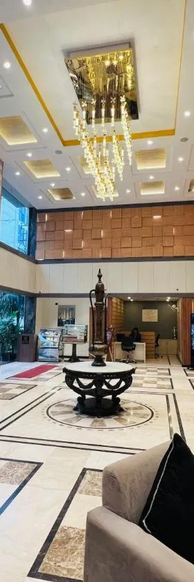 Golden Retreat，位于Baharampur的酒店