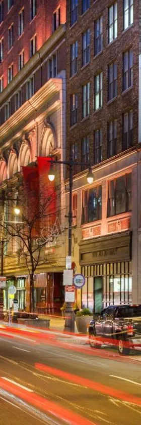 Cambria Hotel Downtown-Center City，位于费城的酒店
