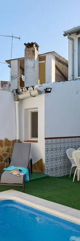 Casa Ángeles，位于Cuevas Bajas的酒店