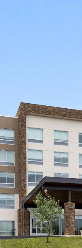 Holiday Inn Express & Suites Waynesboro East，位于韦恩斯伯勒的酒店