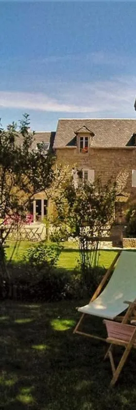 克洛斯杜巴里酒店，位于Sévérac-lʼÉglise的酒店