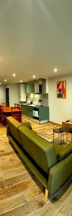 Chez Maude et Clément，位于Mer的酒店