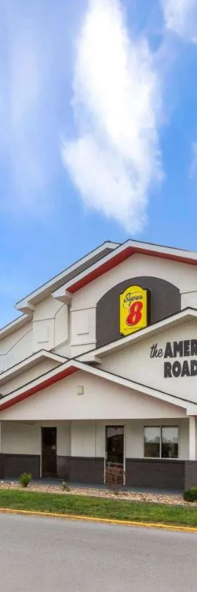 Super 8 by Wyndham Summersville - New River National Park，位于萨默斯维尔的酒店
