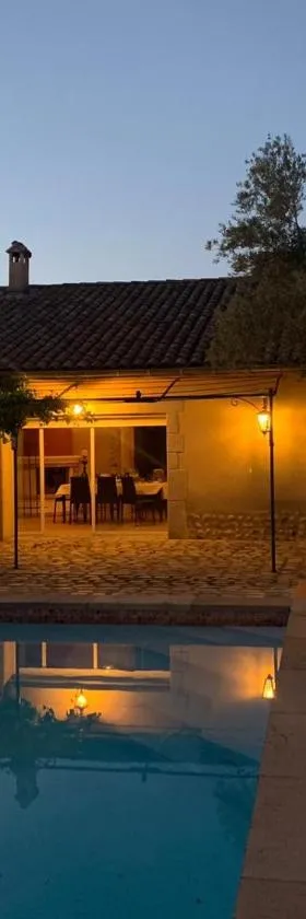 Le mas des petites forêts，位于沙伯伊的酒店