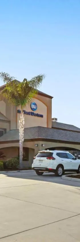 贝斯特韦斯特埃克塞特套房酒店，位于Exeter的酒店