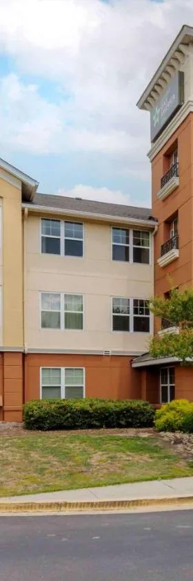 Extended Stay America Select Suites - Columbia - Northwest Harbison，位于哥伦比亚的酒店