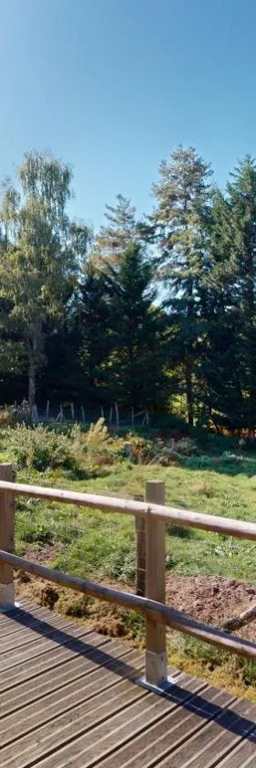 MOULIN DE LACHAUD，位于Sainte-Fortunade的酒店