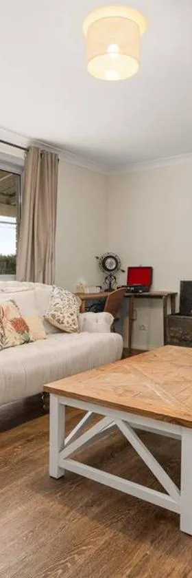 Cooinda, A 3 Bedroom Home Near Mayfield Garden，位于奥伯伦的酒店