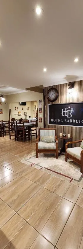 Hotel Barretos，位于巴雷图斯的酒店