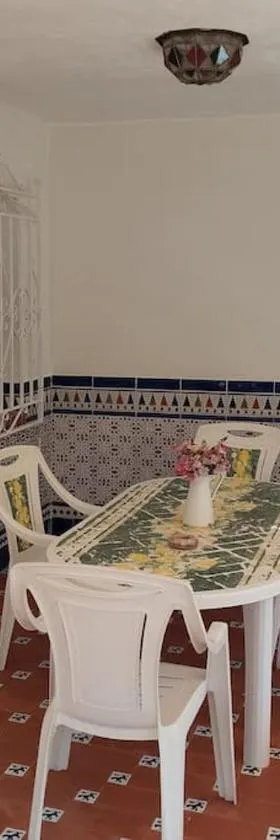 Casa en Granada con maravillosa piscina，位于Otura的酒店