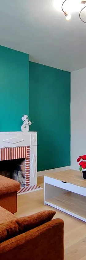 Appartement en centre ville - 5 min de la Gare - 62 m2 - 1 à 6 pers，位于克雷伊的酒店