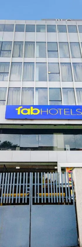 FabHotel WR Grand I - Nr Apollo Hospitals, Secunderabad，位于Secunderabad的酒店