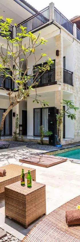 Balian Paradise Hotel，位于塞莱马德加的酒店