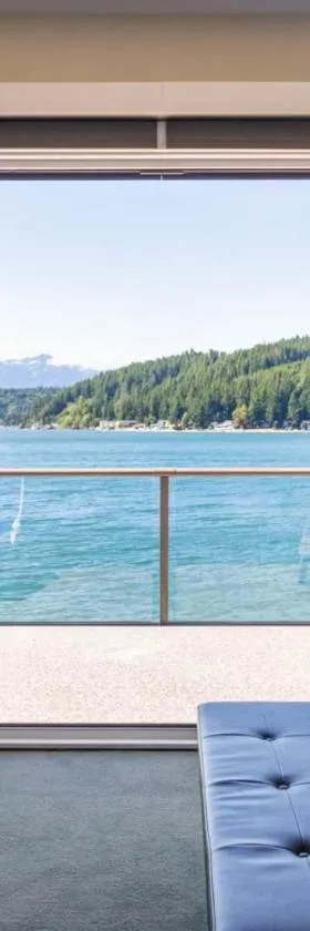 Luxury Lookout Hood Canal Vacation Rental，位于Union的酒店