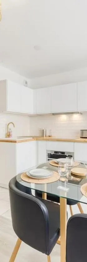 Appartement Moderne T2 Proche PARIS Parking，位于邦迪的酒店