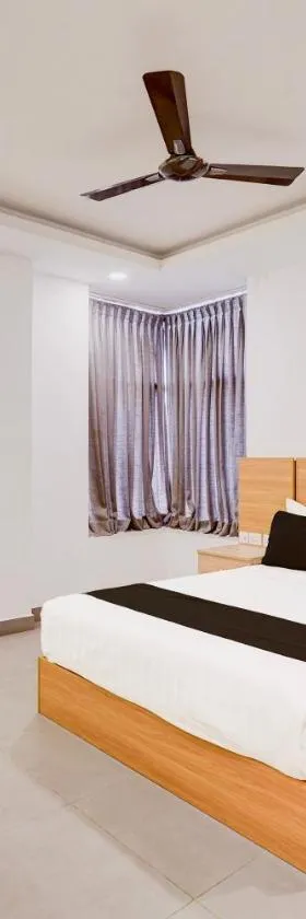 Collection O Eswar Grand Residency，位于钦奈的酒店